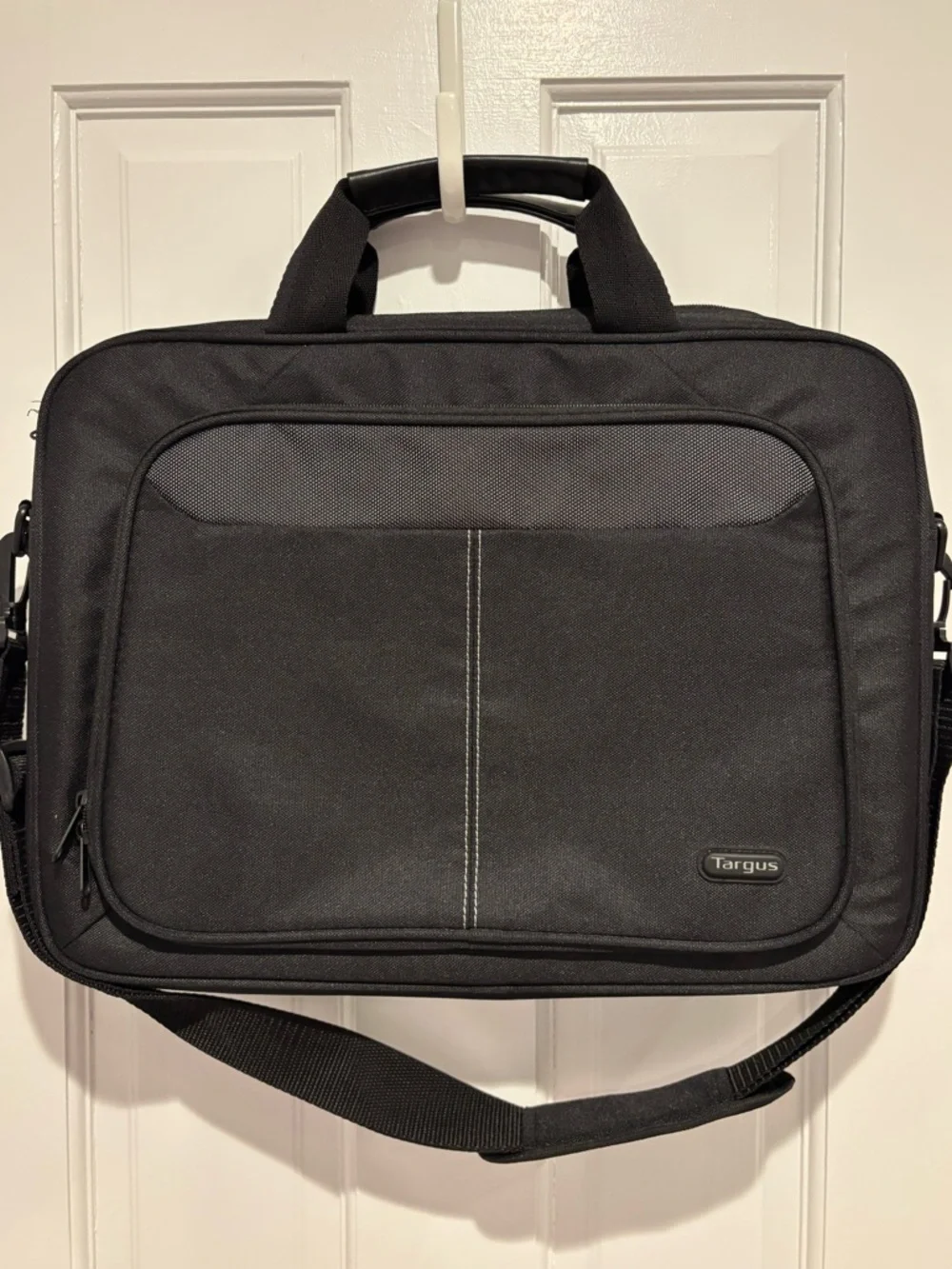 Targus Intellect Carrying Case Bag for 15.6”-16” Notebook, Black